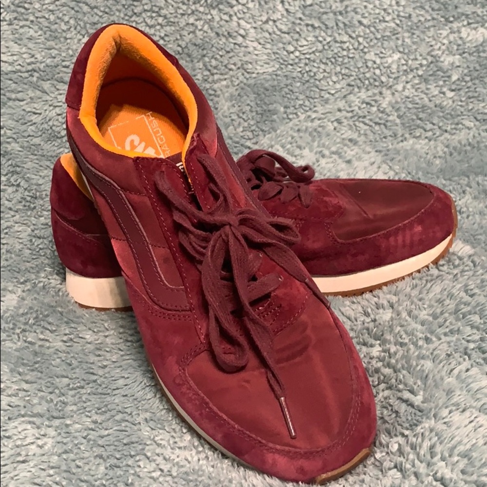 Vans Cushion Sneakers